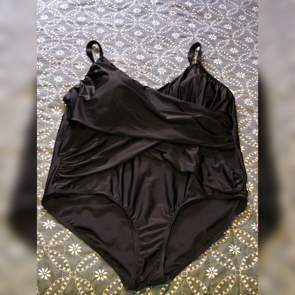 Ava & ViV bathing suit